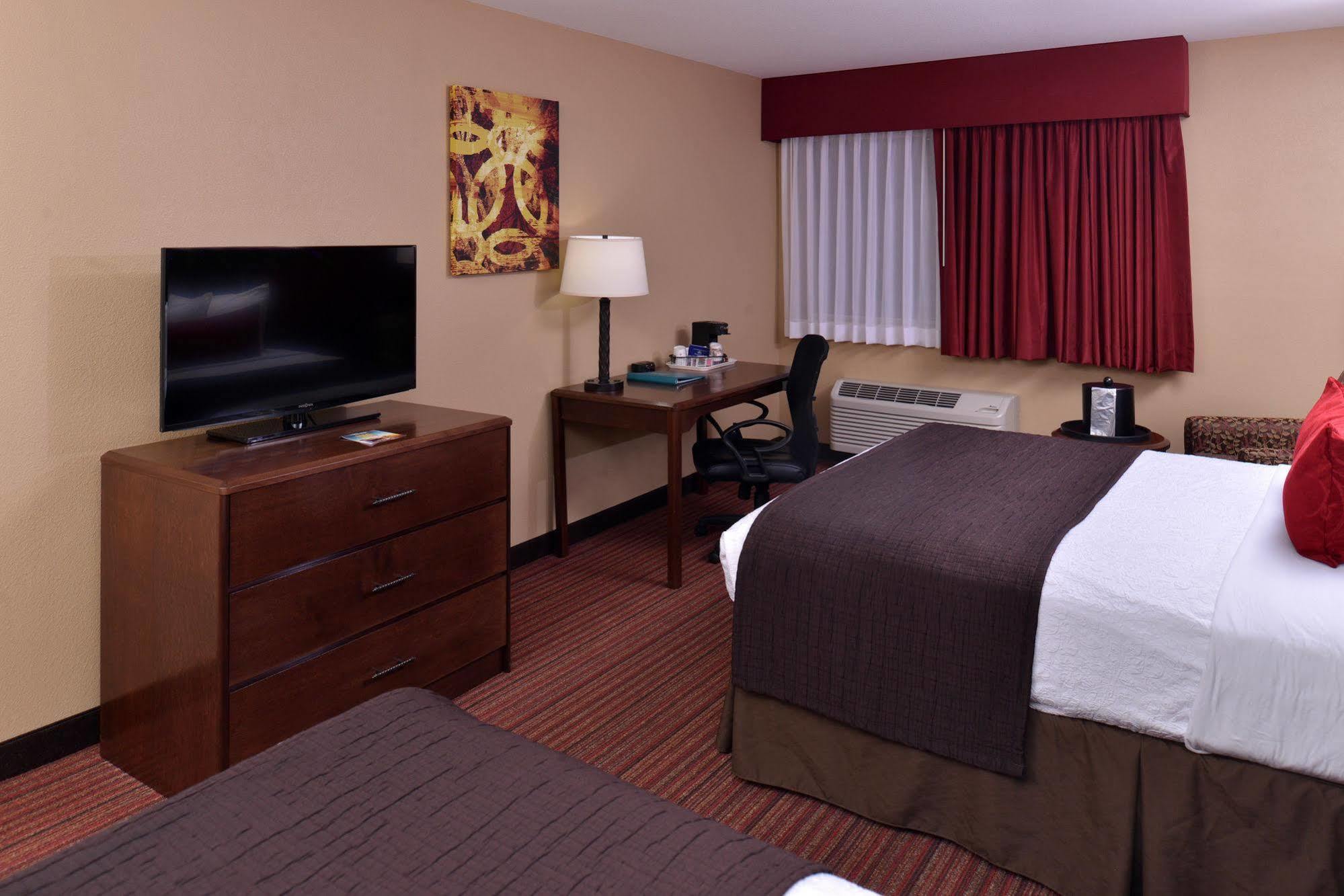 Best Western Woodland Inn Экстерьер фото